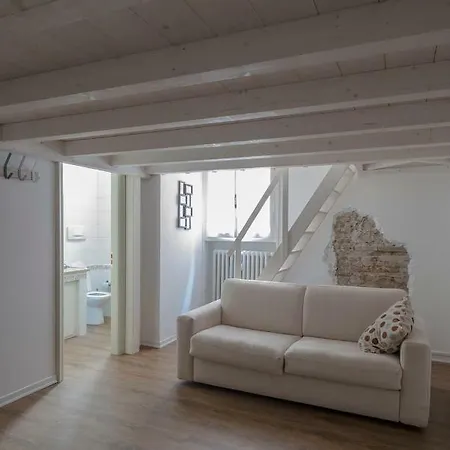 New Loft In The Heart Of 2 * Bolonia